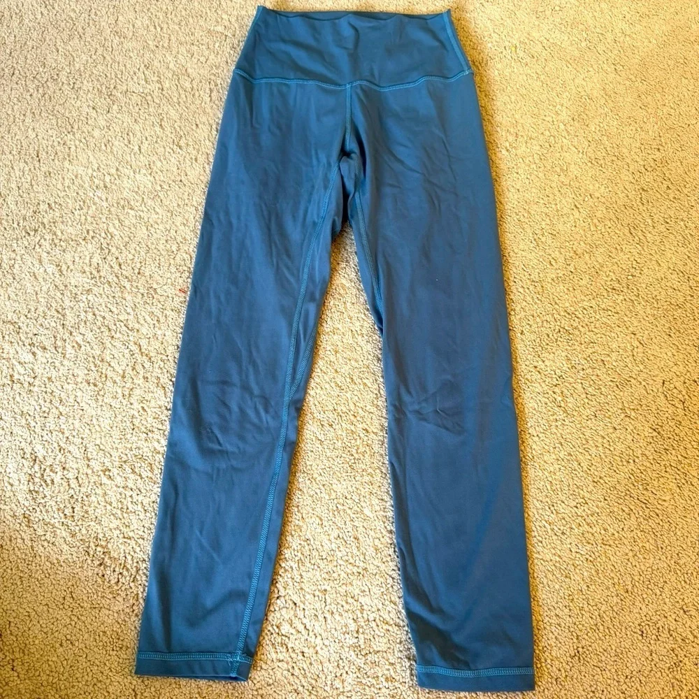 Born Primitive Blue High-Waisted Leggings M